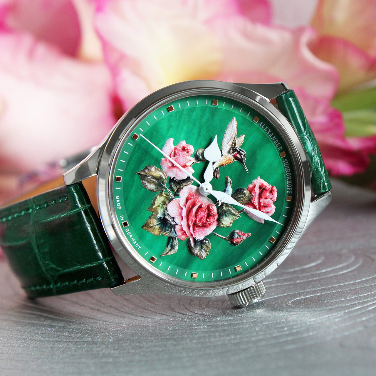 Wristwatch automatic green