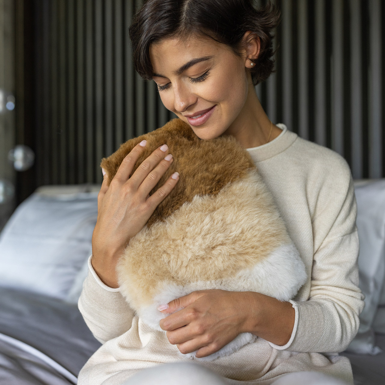 Hot Water Bottle Alpaca-Fur 1.8 l striped beige