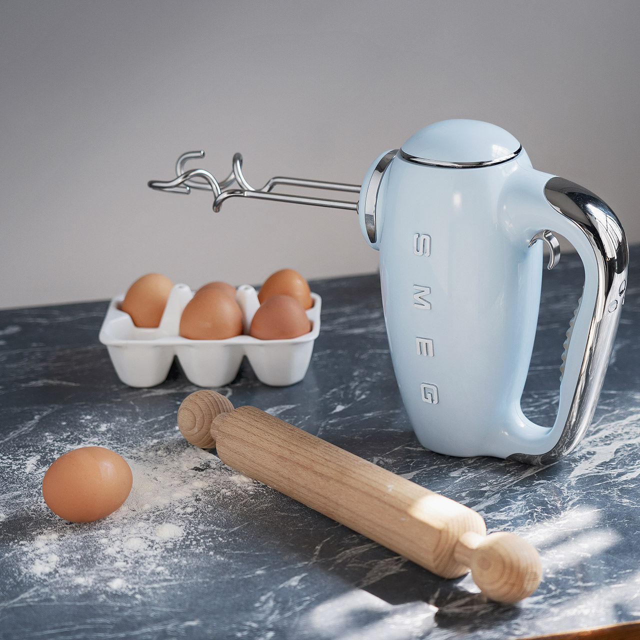 Handmixer pastellblau