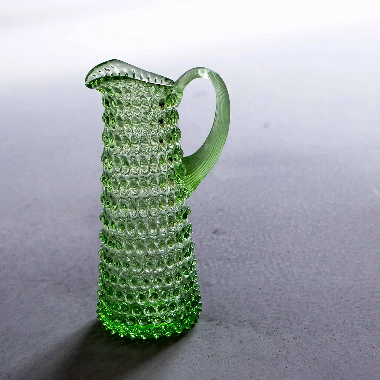 Jug 1.0 l conical light green