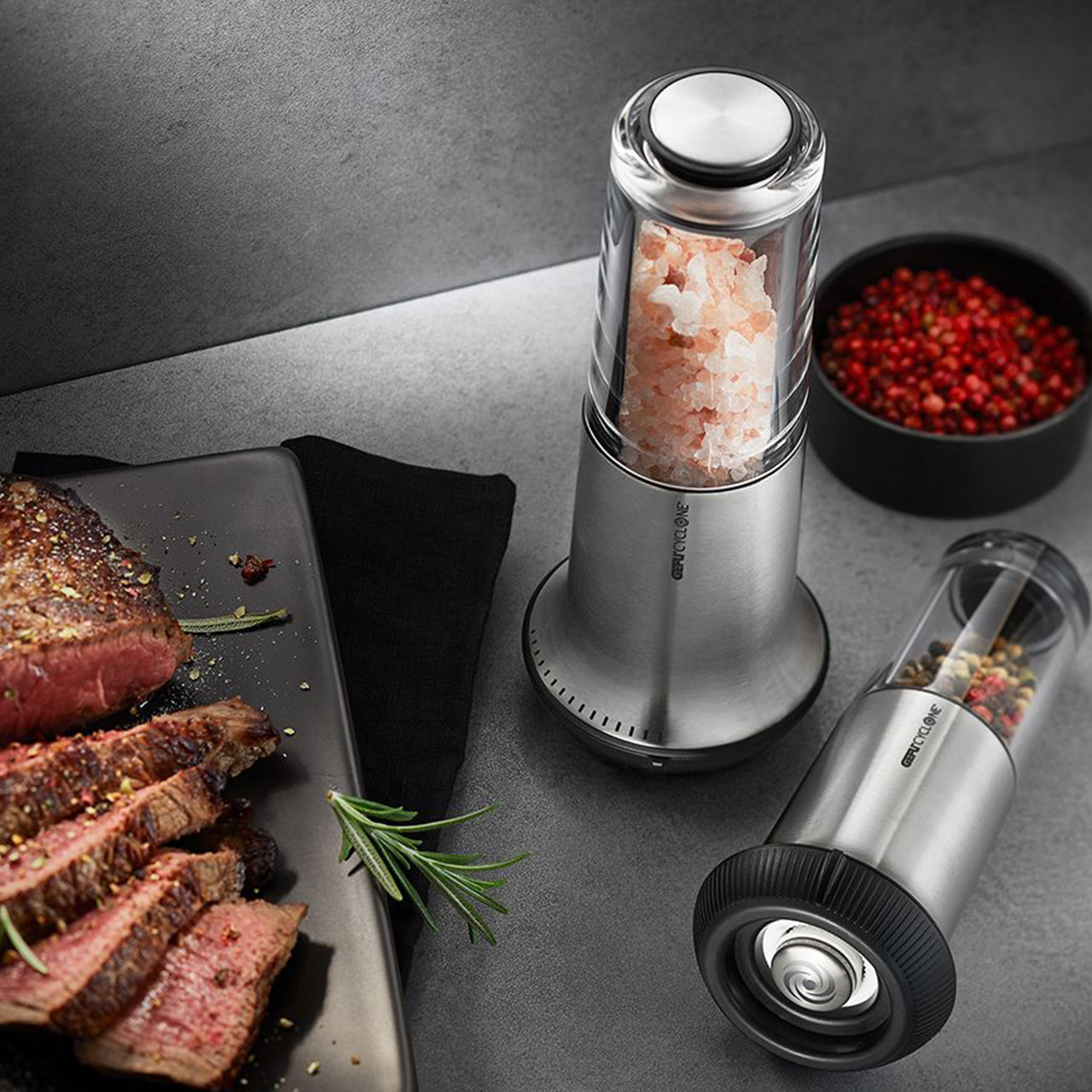 Salt or pepper mill M stainlesss steel