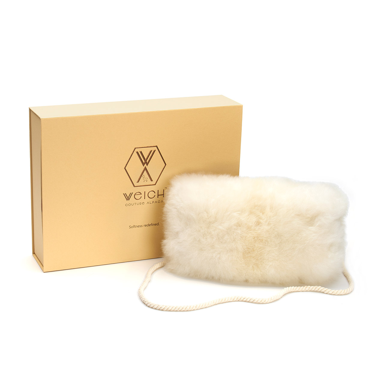 Muff alpaca fur offwhite beige