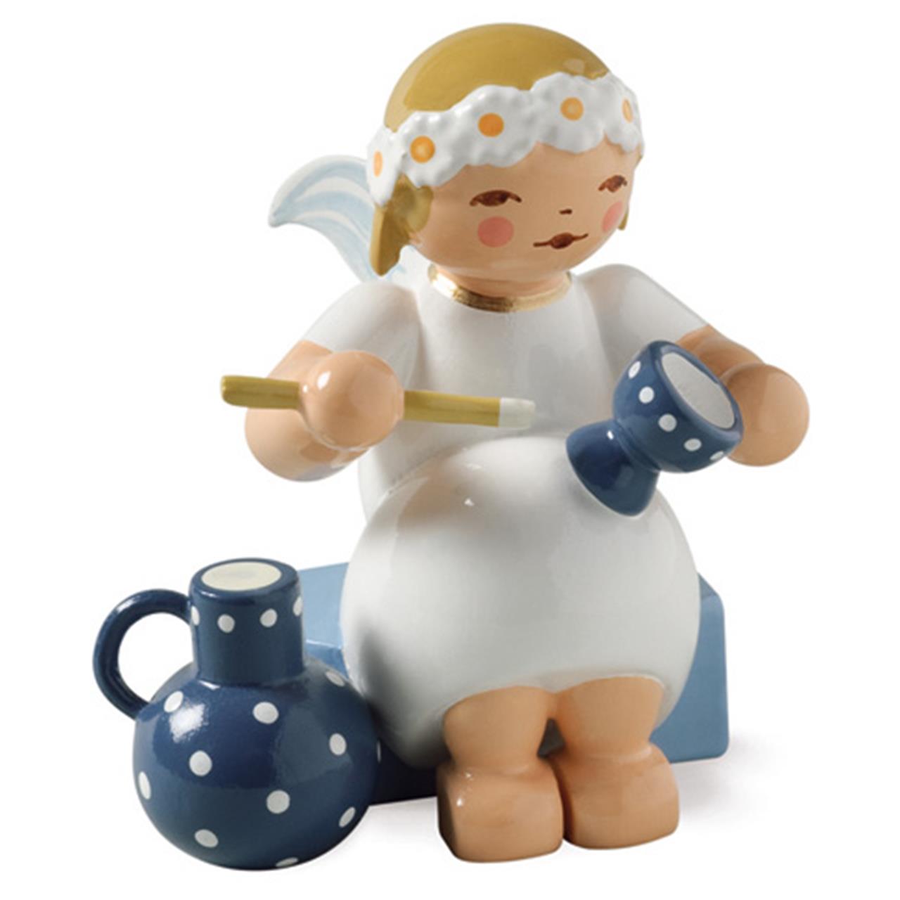 Marguerite angel sitting with cup and jug