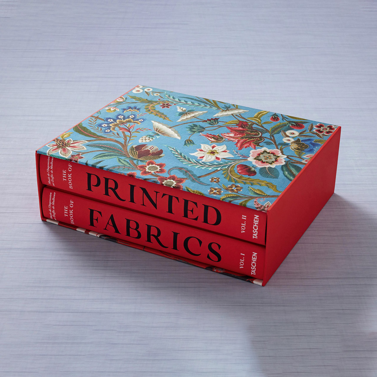 The Book of Printed Fabrics. From the 16th century until today