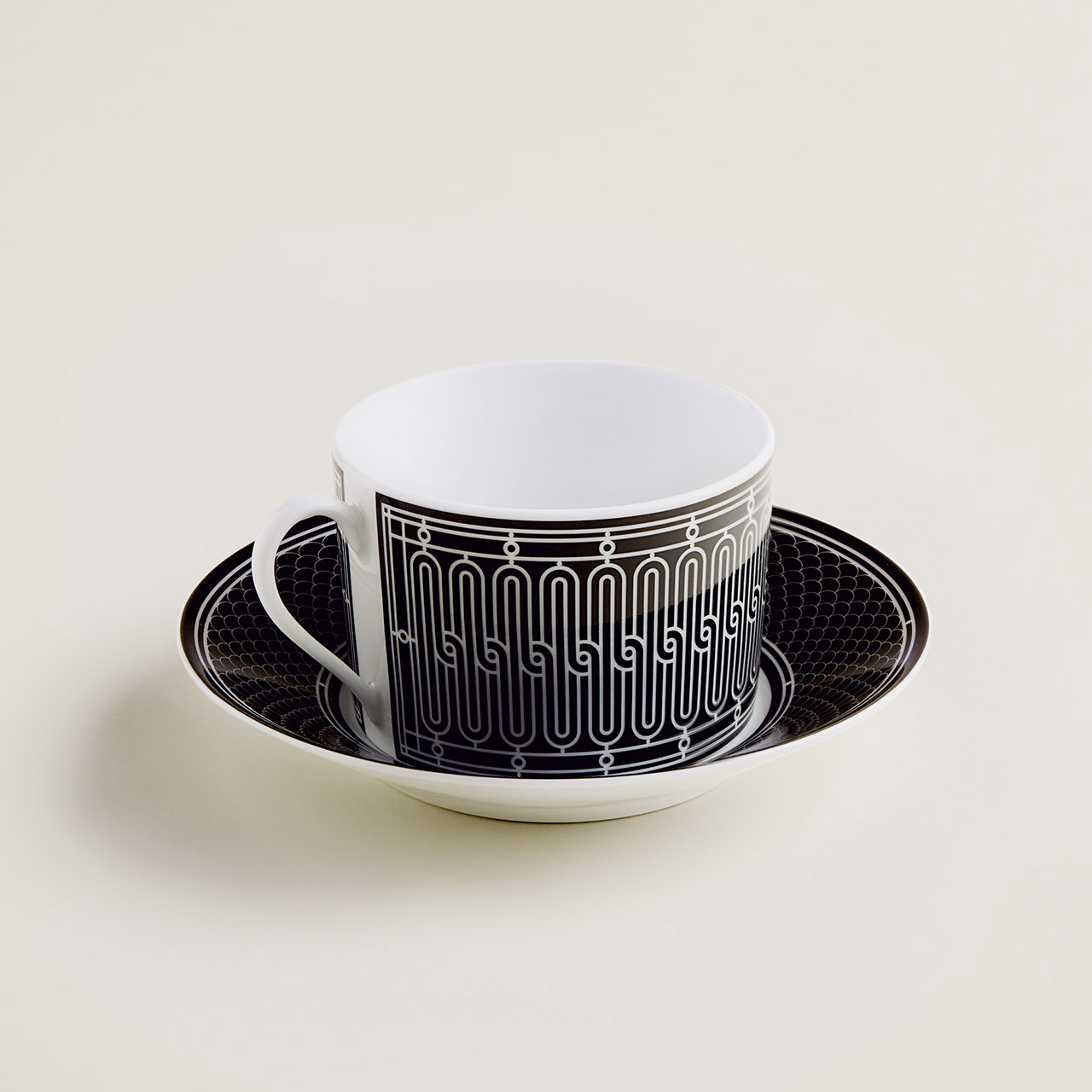 Breakfast Cup with Saucer 0.34 l